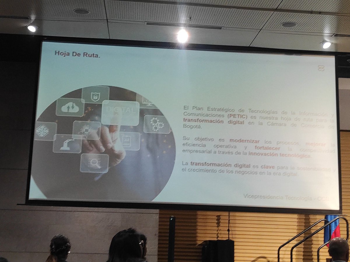 Jbsalinasd's tweet image. Hola de ruta @camaracomerbog #clustersoftware