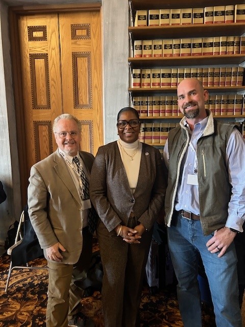 It was a pleasure to speak with members of <a href="/NFIB/">NFIB</a> Tennessee at the State Capitol on Tuesday before the snow moved in. Small businesses are the backbone of our state and the driving force behind Tennessee's workforce.
