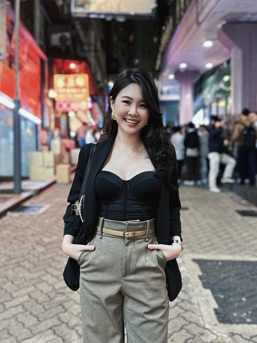 Slithered into Ser Wong Fun for Hong Kong Community Night to try some snake soup. Ngl it was surprisingly good! 🐍

Will be at <a href="/consensus_hk/">Consensus Hong Kong</a> tomorrow, hope to see you guys there!

@newmangrp <a href="/hkfrens/">FRENS</a>