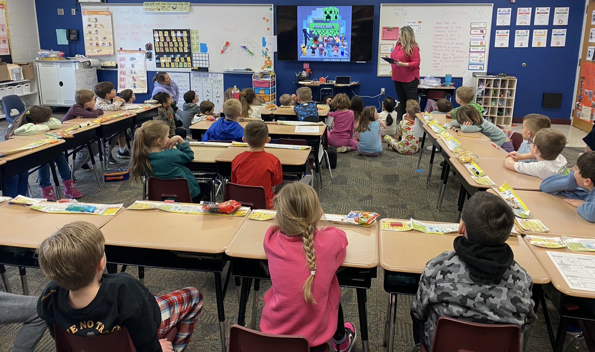 awlswa's tweet image. Learning with artist, Stacie Carver Hughes, during Right to Read Week! Stacie shared how she uses the design process, technology, math, collaboration, and communication to draw for Disney, Fox Animation, and Minecraft!! @OSLN #STEAM #RightToReadWeek!