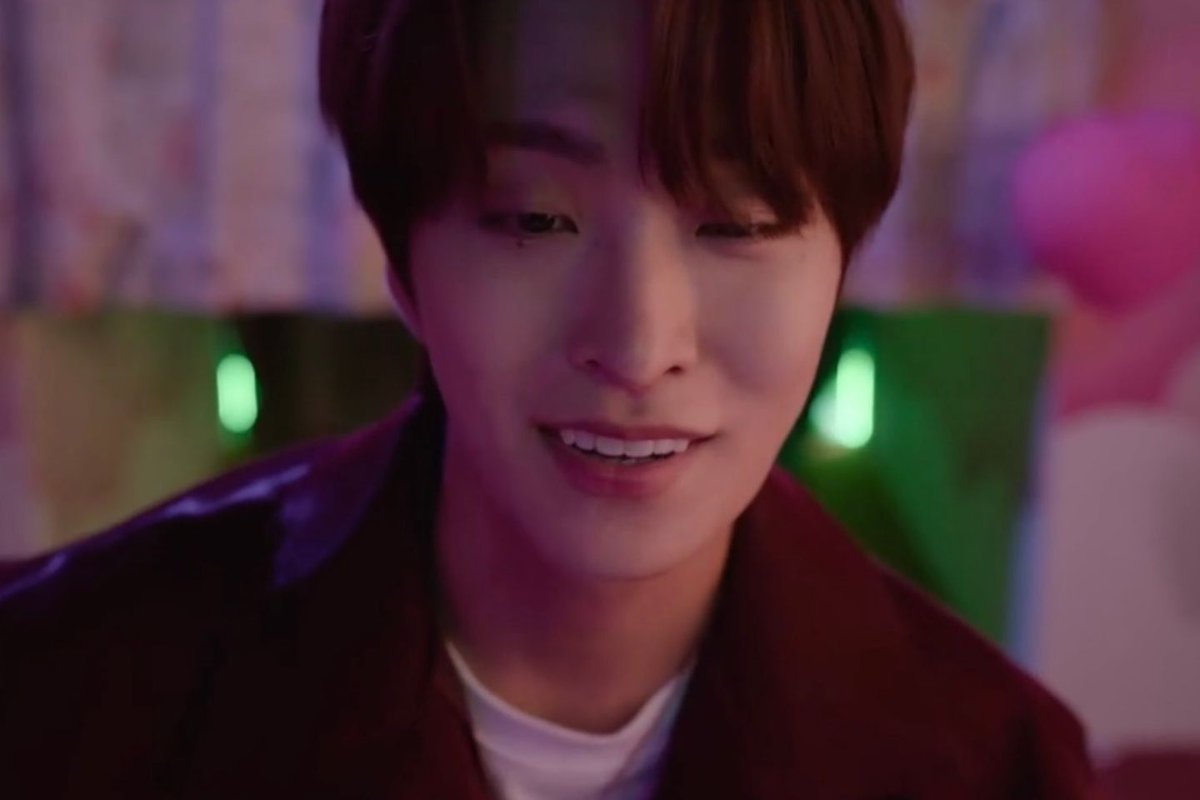 YOUNGJAE of GOT7 keeps viewers on edge with his suspenseful performance in the drama ‘Friendly Rivalry.’