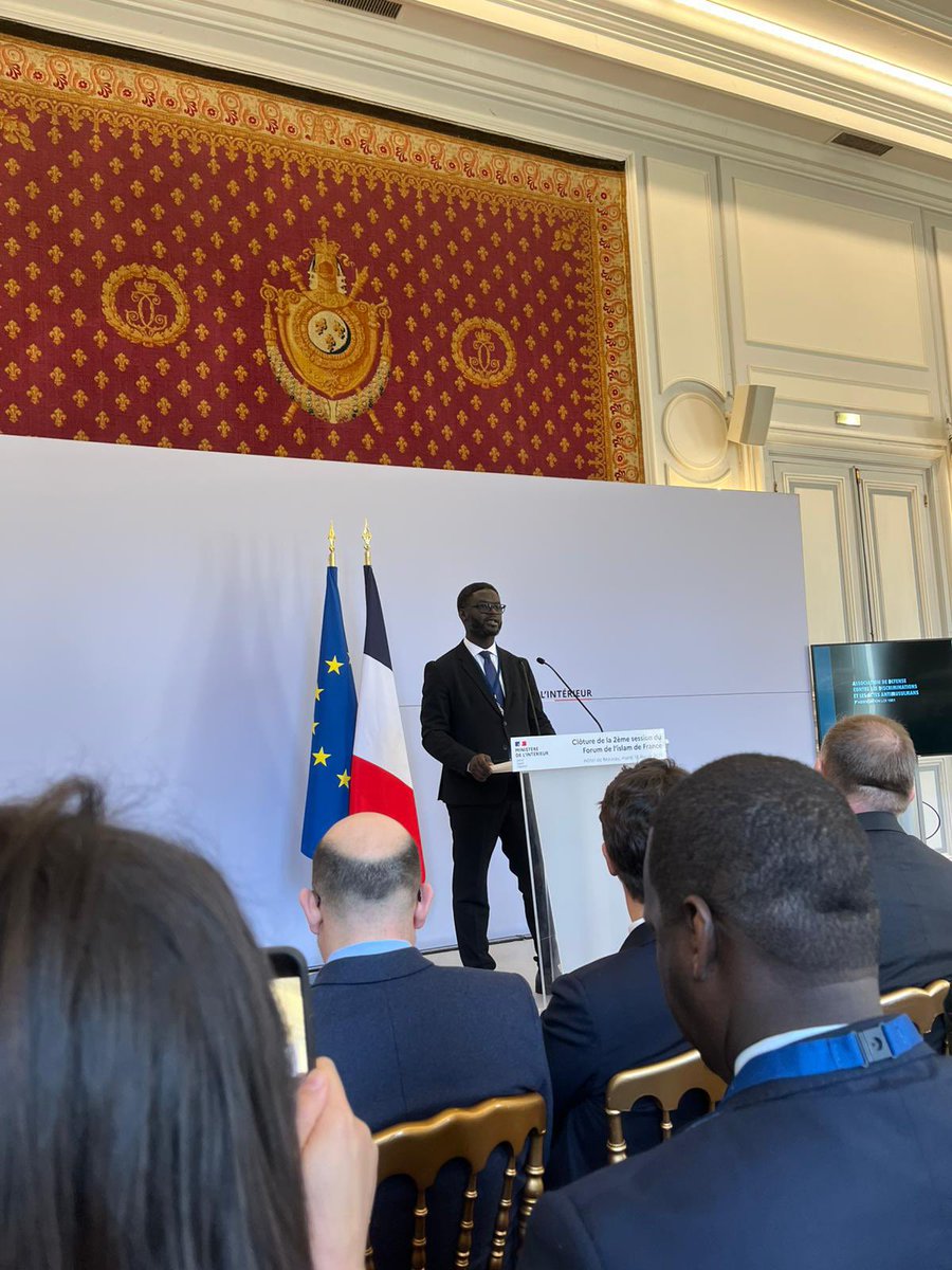 DILCRAH's tweet photo. 📢La #DILCRAH était présente hier au @ForumIslamFR organisé par le @Interieur_Gouv pour le lancement par l'association ADDAM, d'une plateforme de signalement des actes antimusulmans. Un outil essentiel pour accompagner les victimes et renforcer la lutte contre les discriminations https://t.co/47Xx114LEX