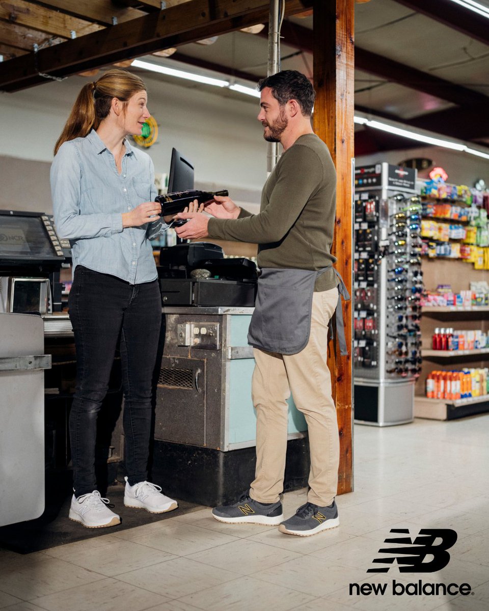 shoesforcrews's tweet image. The slip-resistant Arishi v3—our collab with New Balance just got some new colors. Which is your new favorite? ow.ly/smjR50UZNtT

#newbalance #slipresistant #shoesforcrews #collab #freshfoam