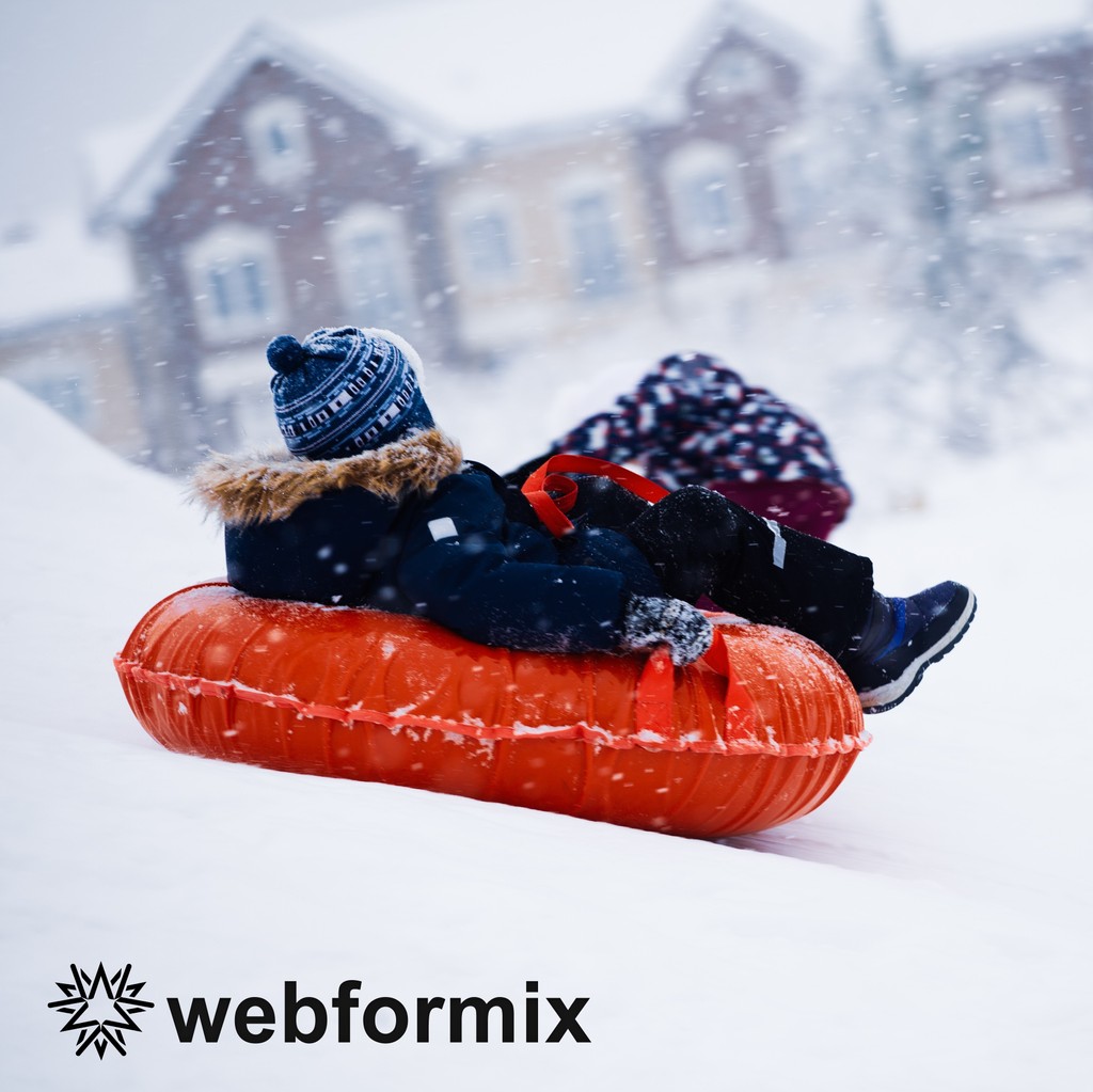 webformix_wisp's tweet image. Summer is over, but those river tubes can still be put to good use! Take them for a ride in your town next time it snows!