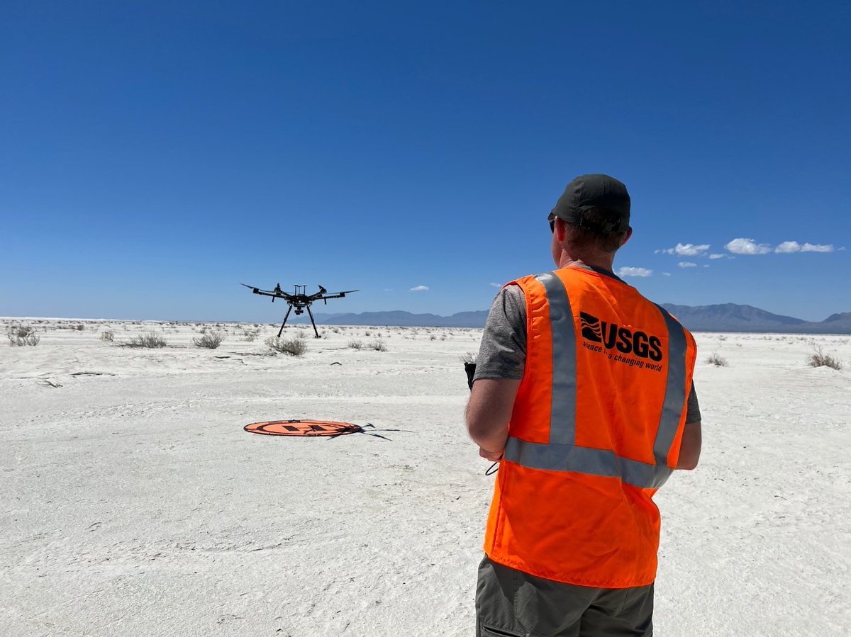 USGS_UAS's tweet image. The document that outlines U.S. Department of the Interior (@Interior) Office of Aviation Services policies on the operations and management of Uncrewed Aircraft Systems (UAS, also known as #drones) has been reviewed and revised for 2025:
doi.gov/media/document…