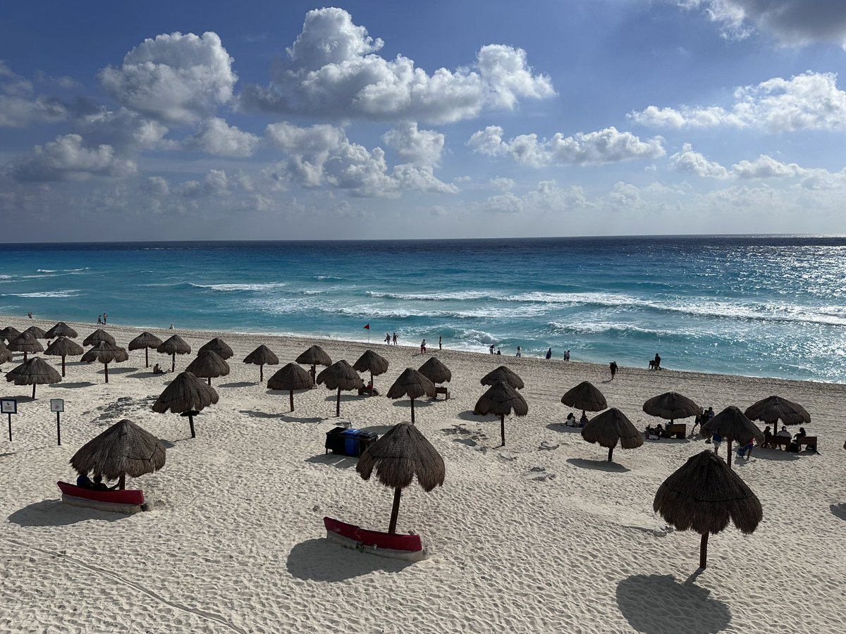 Picked the best time to be in Cancun right now!  I’ll take the beach and waves over the snow and negative wind chills everyday!