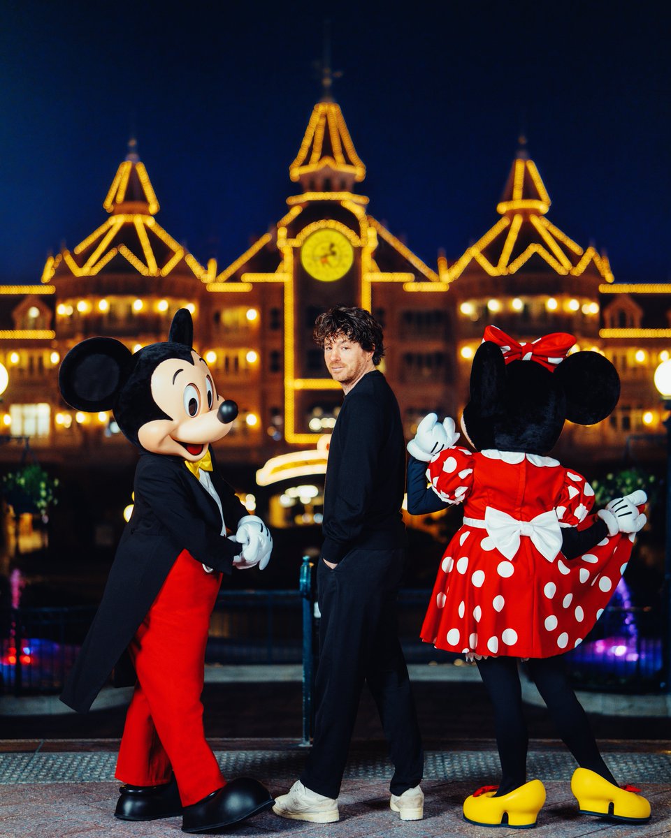 Le Disneyland Hotel, emblématique établissement de Disneyland Paris, dévoile son nouveau restaurant : La Forêt Secrète par Jean Imbert. Imaginé par le chef étoilé, ce lieu magique qui ouvrira ses portes le 7 mars 2025 proposera un voyage gastronomique unique inspiré des plus