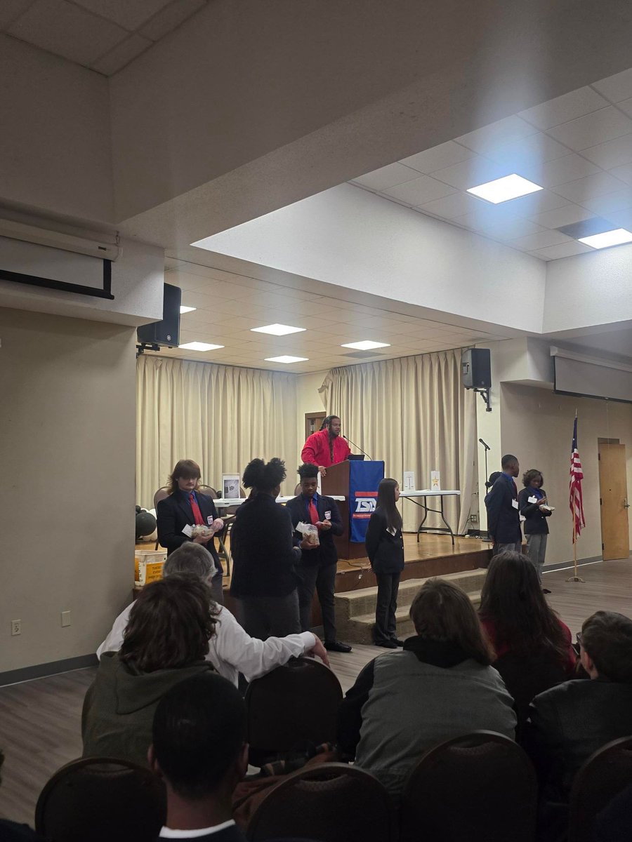 Starkville High School 🐝 tweet media