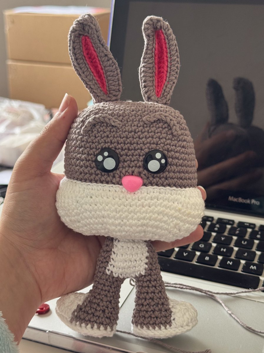 🧶Work in progress 🧶

Bugs Bunny 🐰 

linktr.ee/liloonfreetime

#amigurumi #FunkoPop #BugsBunny