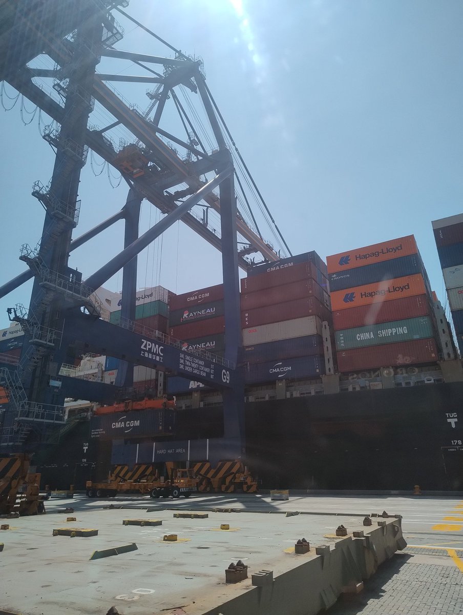 Actividad experiencial en Sociedad Portuaria Regional de Cartagena | Zona Franca Permanente Especial Instituto Icdt Facultad de Derecho Uniandes