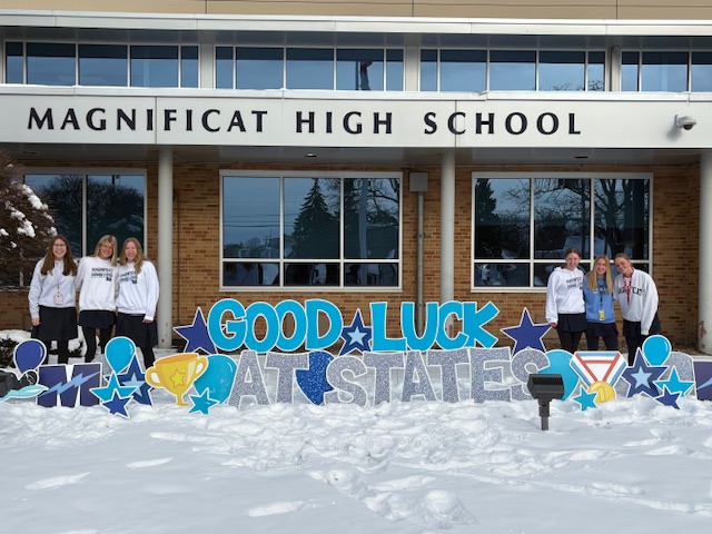 Our State Bound Swimmers ran the halls this morning as they get ready for the OHSAA State Meet this weekend! Congratulations Ladies! <a href="/MagsSwim/">Mags Swim and Dive</a> <a href="/SportsKee1/">KeeOnSports</a> <a href="/PhotoDAC/">photodac</a>