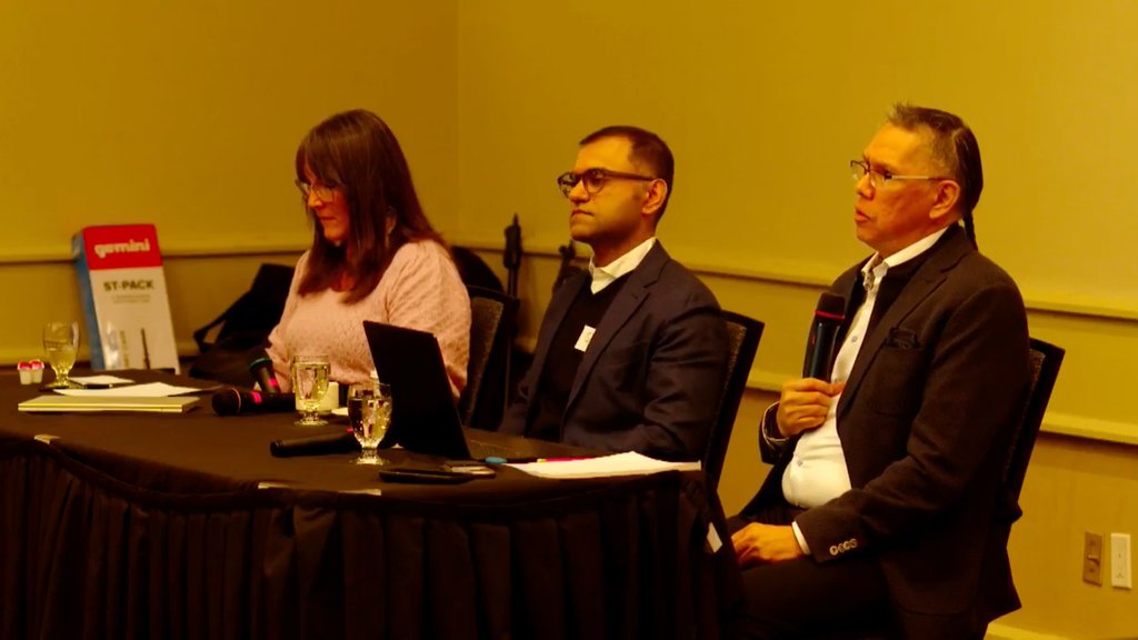 Webequie Supply Road tweet media