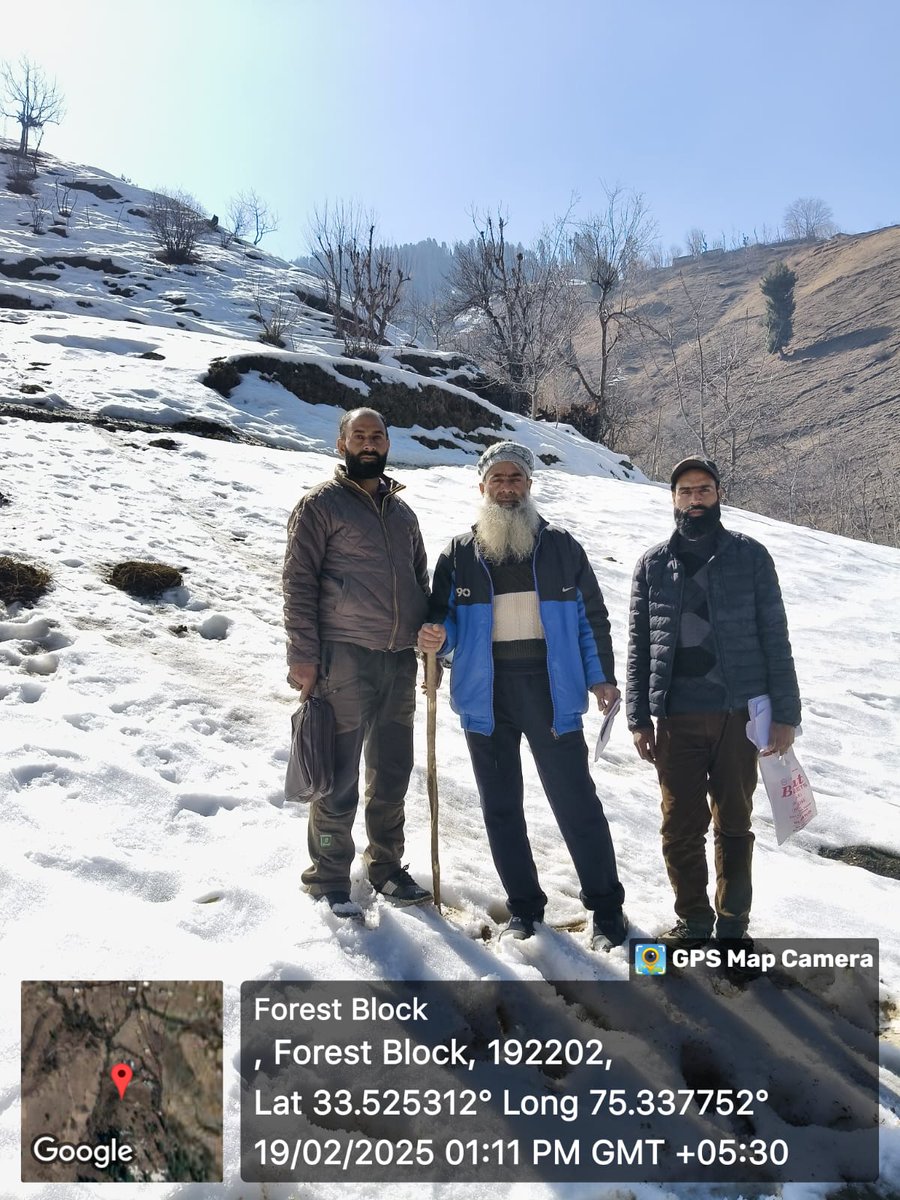 SubDivAchKPDCL's tweet image. Our dedicated field staff goes the extra miles to reach the higher reaches of Kokernag ST areas, actively engaging with esteemed consumers.