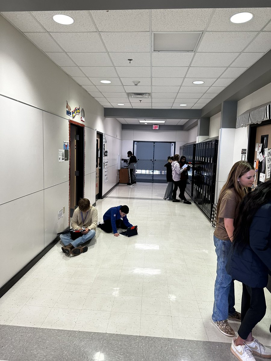 7th grade Texas History is doing an information scavenger hunt today! They must find all the information relating to Reconstruction after the American Civil War.