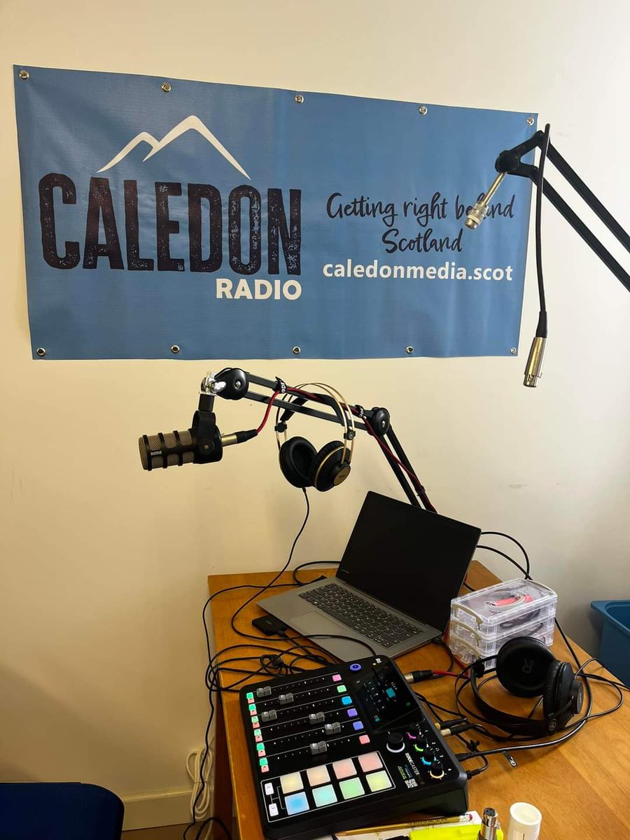 Great show for tomorrow folks where @SSalyers from Salvo is on for some exciting news. 
Chris Lynott talks about the difficulties of a Scottish comic. tinyurl.com/NonAlcoBeer
10am start join us if you can.