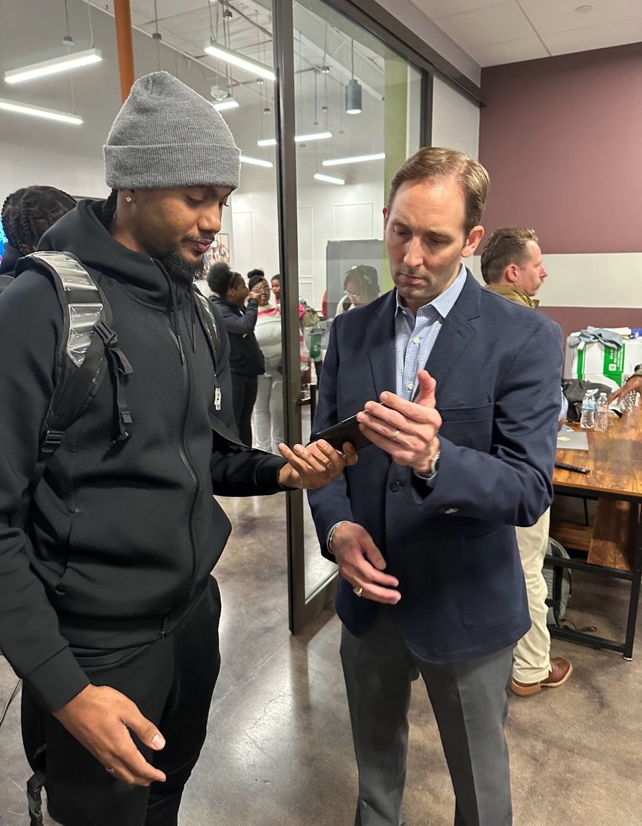 Word for the Day:  FIDUCIARY 
A fiduciary is someone who manages money or property for someone else. When you're named a fiduciary and accept the role, you must – by law – manage the person's money &amp; property for their benefit, not yours.
 #FinancialPlanning PT 1
#TrustButVerify