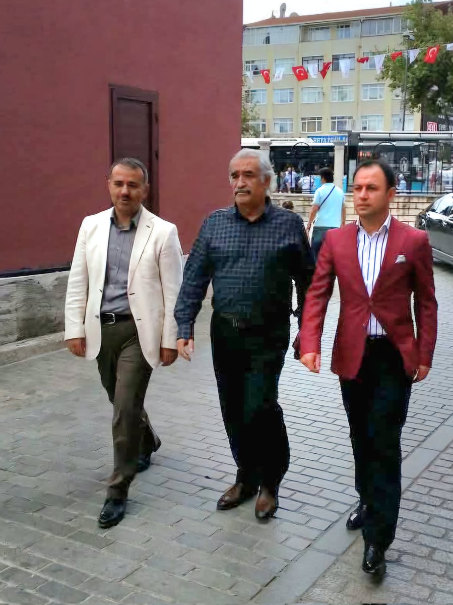GrselDemir's tweet photo. 2 DönemMv sonra Devlet Bakanımız.
Kendi dilinden 
1970'li yılların başında İstÜlkü Ocakları
Başkn yapmış olan ve yaşamı boyunca topluma takdim edilirken"Başka ünvan saymanıza gerek yok,Ülkü Ocakları Başkanlığı ünvanım yeter""
Koca yürek Ali Doğan ağabey 
mekânın cennet inşallah https://t.co/QU06OYLzoO