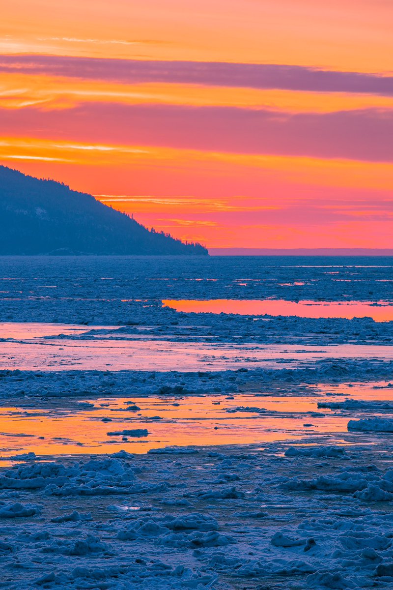 CAMPROBBER_'s tweet photo. Beluga Point AK https://t.co/Ote7h0WcvS