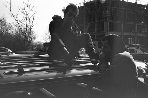 smokingsexxtion's tweet photo. bob dylan in massachusetts, shot by john byrne cooke, 1964 https://t.co/9poXGg7JBq
