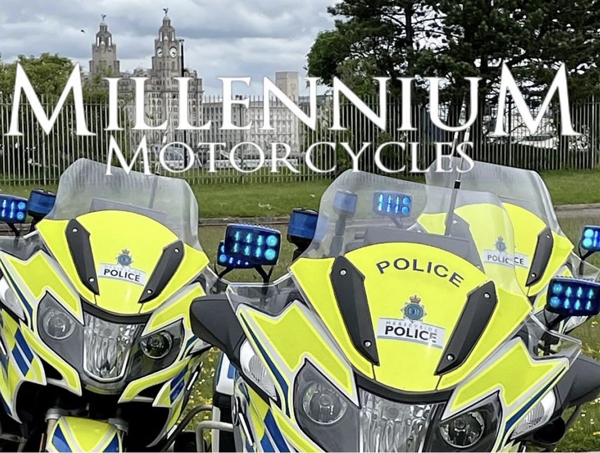 MerPolTraffic's tweet image. ⚠️Bikers - Date for your diary⚠️
Sunday 23rd March at #MillenniumMotorcycles.
Come and meet the #OpsBikes team for a chat about all things bikes. We’ll also be taking riders out for taster @BikeSafeUK sessions. Head over to Facebook for more info. @MerseyPolice @Merseysidersp