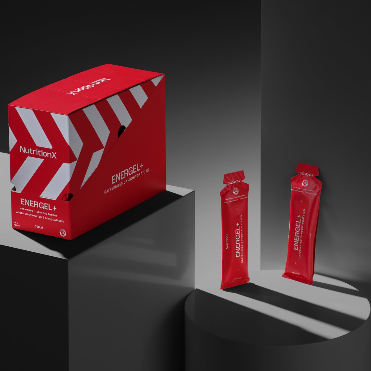 Nutrition_X's tweet image. Next-Level Formulation 🤯
⚡ 40g Carbs
⚡ 80mg Caffeine
⚡ Essential electrolytes
Energel+ Caffeine is the all-in-one gel that offers fast-acting energy, a brain-boost for mental alertness and hydration support when you need it most. What's not to love?