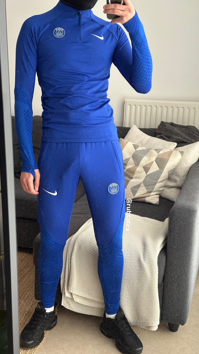 Back from a run in the cold 🥶 

Who wants to come running with me next time? 🏃‍♂️