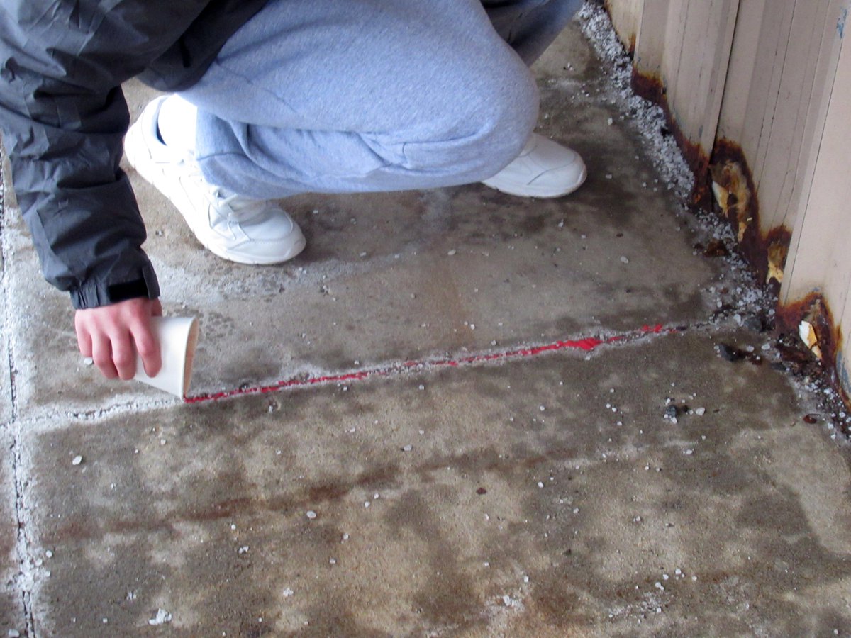 MarylandDJS's tweet image. C.H.A.M.P.S and DJS Victim Services partnered to recognize National Human Trafficking Prevention Month. As part of this, red sand was provided to give DJS youth the chance to participate in the #RedSandProject. #HumanTraffickingMonth bit.ly/4197MfF