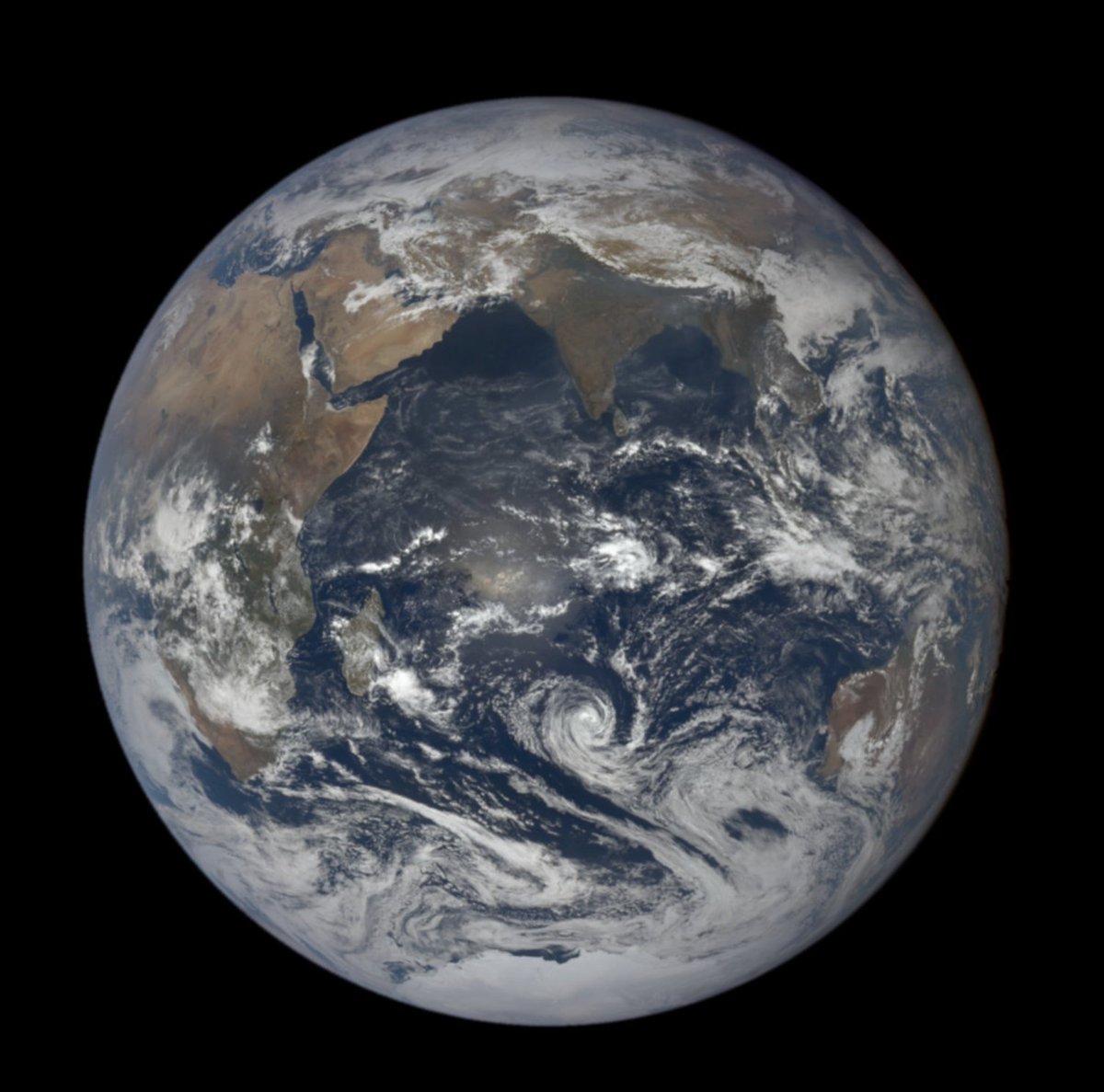 NASA Solar System tweet media