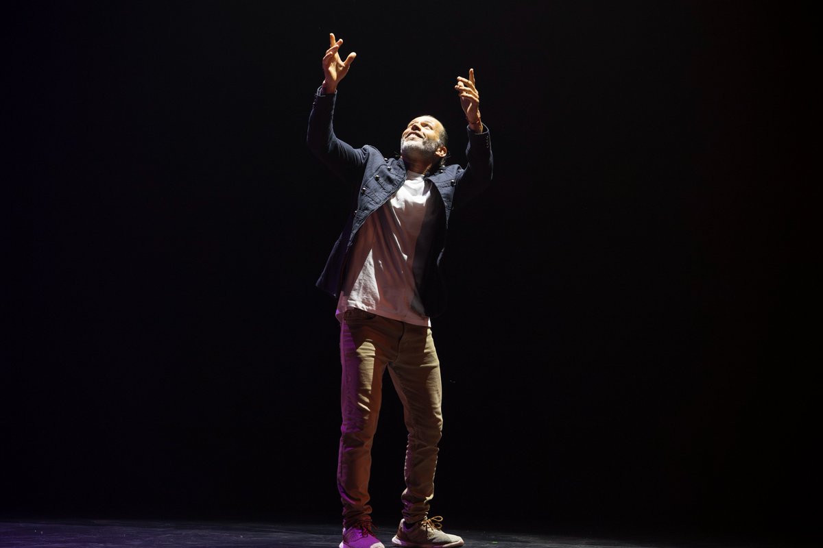 QUETALESTAS_SL's tweet photo. El Ciclo de Danza Contemporánea #RETAMA en su noveno volumen volvió al escenario del Teatro Guiniguada el pasado sábado 15 de febrero de 2025. 

Coreógrafo e Intérprete > Juan León (@jalodancer)
Título de la pieza > My Favourite Thing
Fotografía > Quique Curbelo https://t.co/KFMX1MRGDb