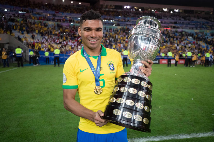 Happy 33rd birthday to Casemiro. 🇧🇷🎂

🏆 5x Champions League
🏆 3x Spanish Super Cup 
🏆 3x Club World Cup
🏆 3x La Liga
🏆 2x UEFA Super Cup 
🏆 1x Copa del Rey
🏆 1x League Cup

Do you think he'll be playing in Saudi Arabia next season? 🇸🇦🔜