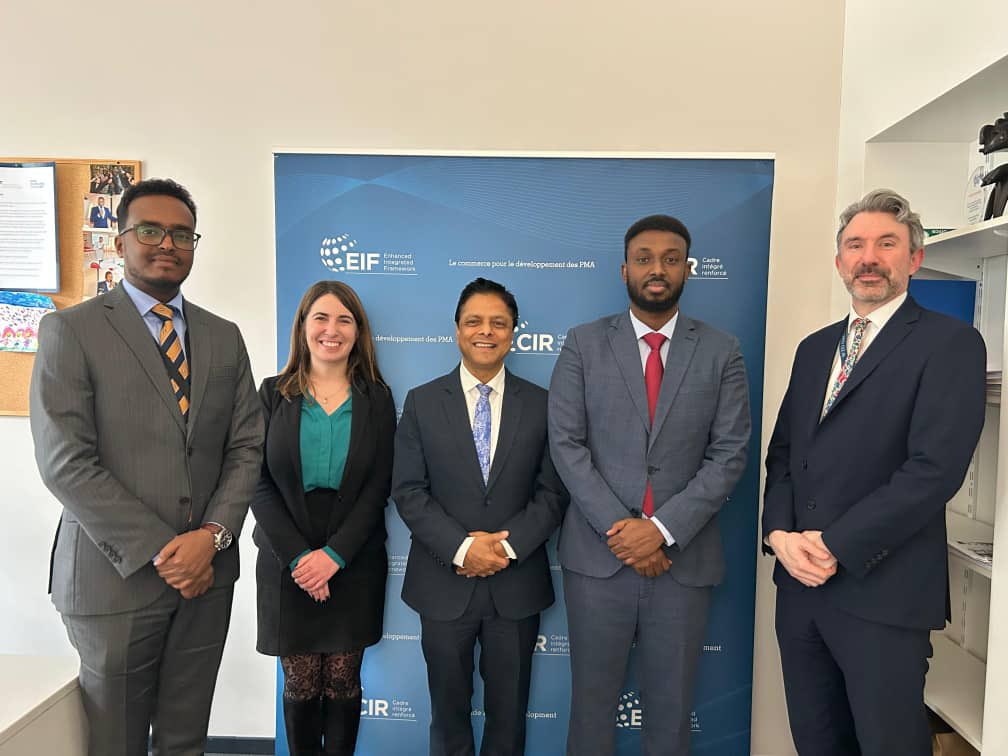 mocisom's tweet photo. MoCI expresses gratitude to the @WorldBank DRIVE Project and @WTO for facilitating Somalia's WTO accession at the first Working Party meeting in Geneva. A significant step toward global trade integration! #SomaliaTrade #WTOAccession #DRIVEProject https://t.co/JI0Ygm3t6o