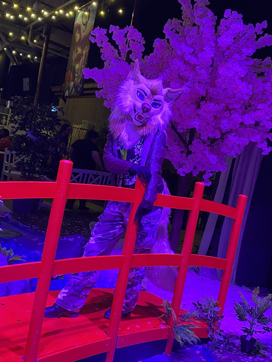 *flirts with you in purple*