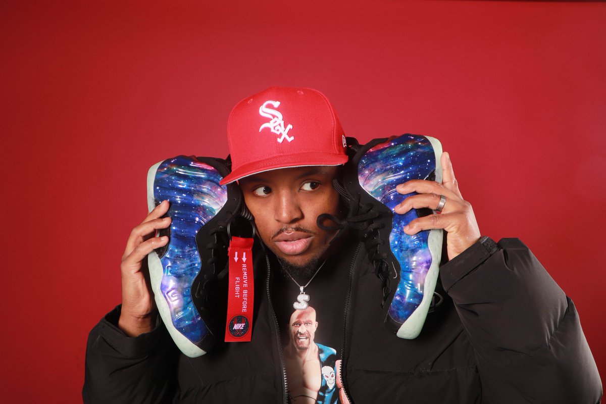 sniperj0nes's tweet photo. It's always a special time in sneaker culture when we get these iconic releases. Galaxy foams is back ❤️🔥 @SolePlayATLANTA thank you for the opportunity https://t.co/FjFbKu6qc7