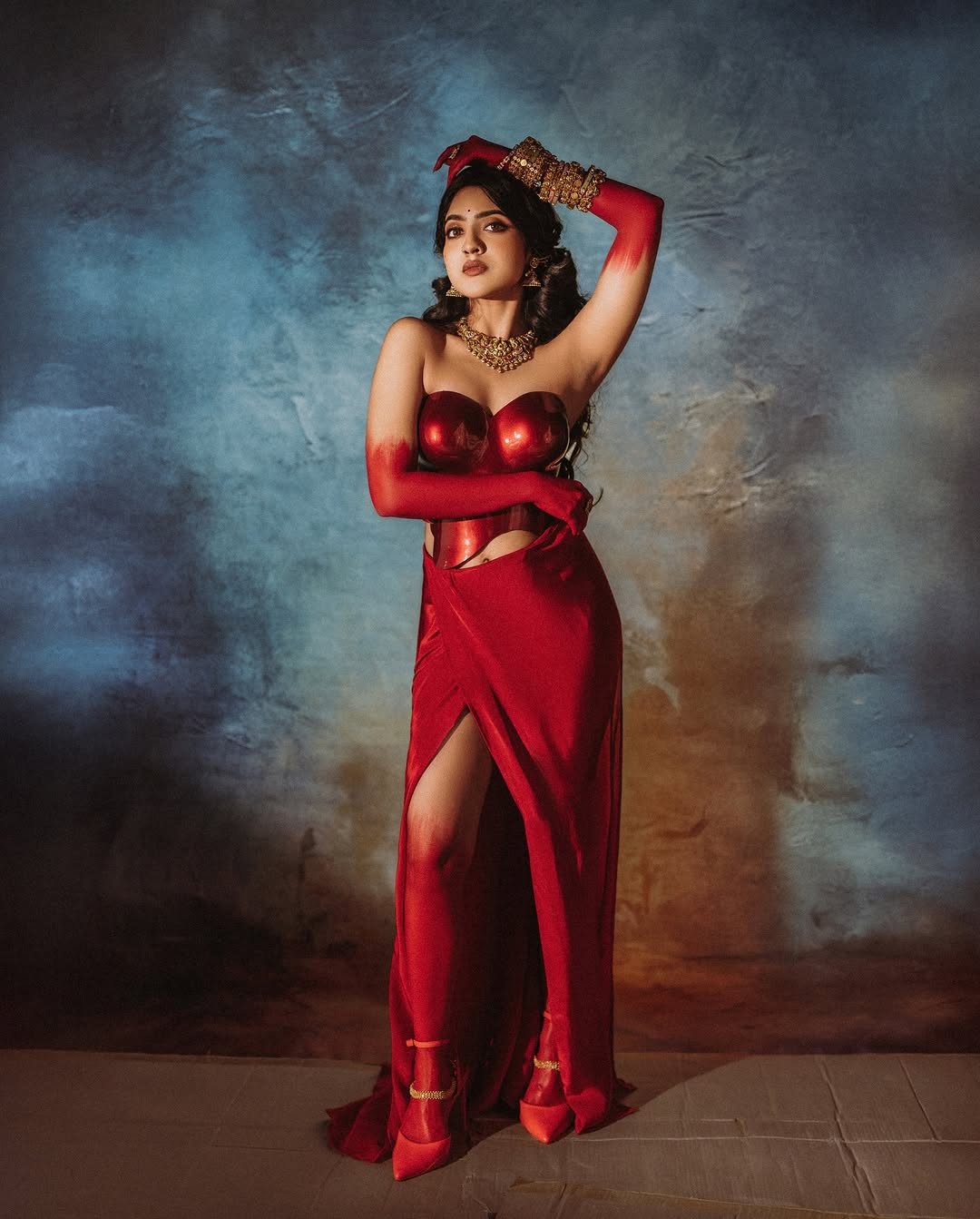 GkKxc4OXAAA4Nrn?format=jpg&name=large