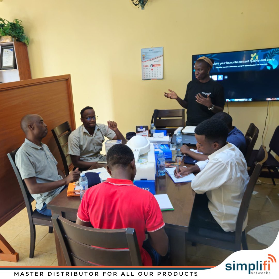 SimplifiNetwork's tweet image. DID YOU KNOW?

We offer on-site training and live demos to help your team get the most out of our cutting-edge networking solutions.

Get in touch with us to schedule your on-site training.

#SimplifiNetworks #NetworkingSolutions #TechTraining #ITSupport
