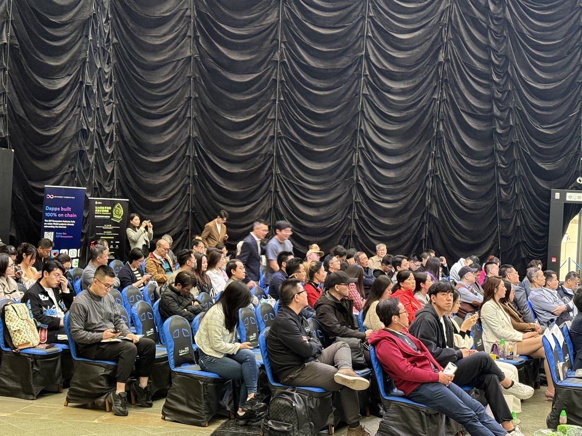 icphub_CN's tweet image. 💥 Great turnout at the Impact and Response of U.S. Digital Asset Strategy Regulations event hosted by Harvard Alumni Association, ICP China, &amp;amp; Draper Dragon at @cyberport_hk!

Over 100 investors, entrepreneurs, and Harvard alumni joined the discussion. 🌍

Jason Gao from ICP…