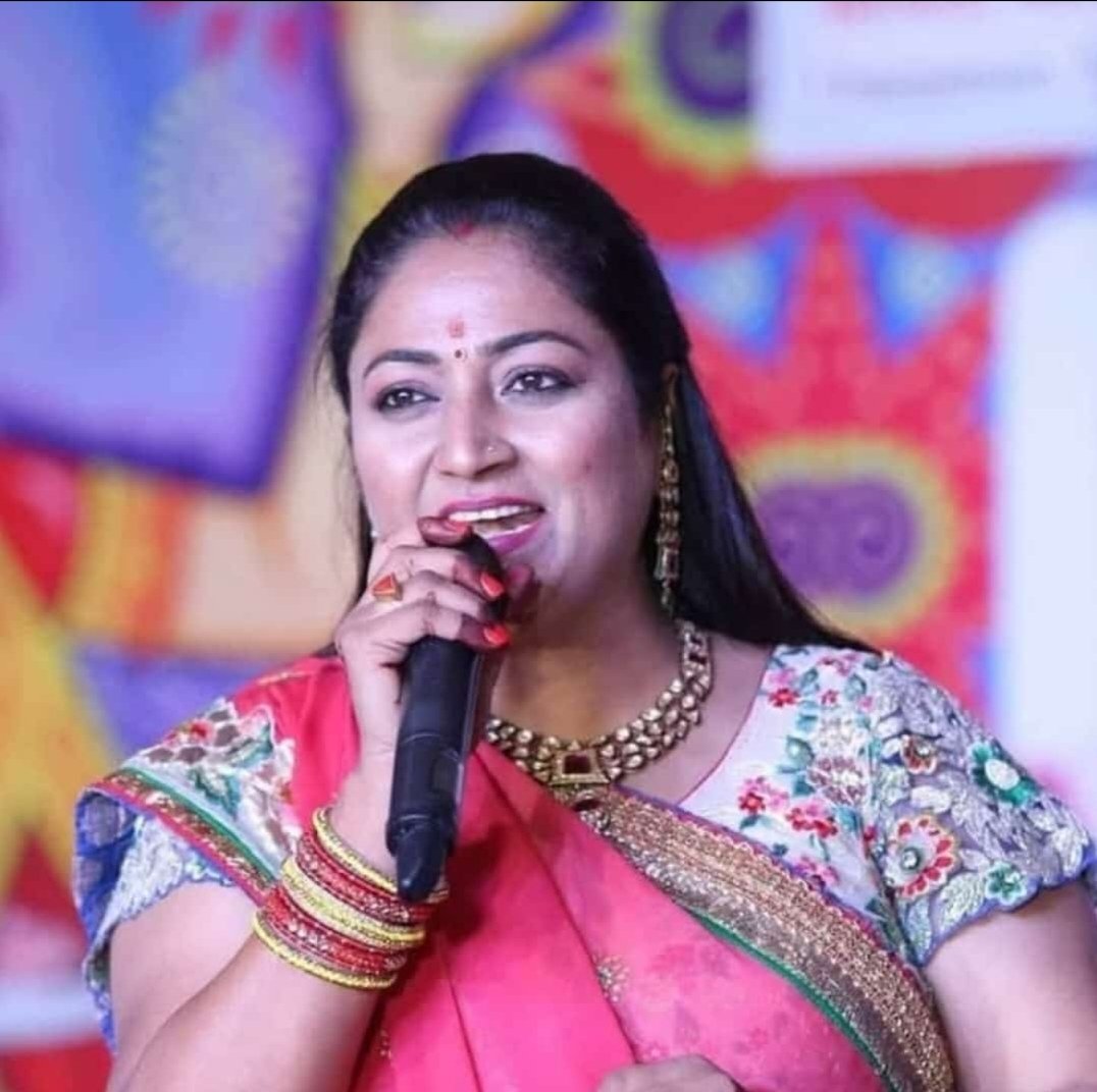 MabiakiChhangte's tweet photo. Congratulation Mrs.@gupta_rekha  ji..BJP National Mahila Morcha Vice President .  Delhi Chief Minister  i ni thei hi Mizoram State Mahila Morcha chuan kan chhuanga che.@BJPMahilaMorcha @narendramodi #Delhielections @JPNadda @blsanthosh @VanathiBJP  @deveshkumarbjp @hmuakabjp https://t.co/XpYNTE4BVj