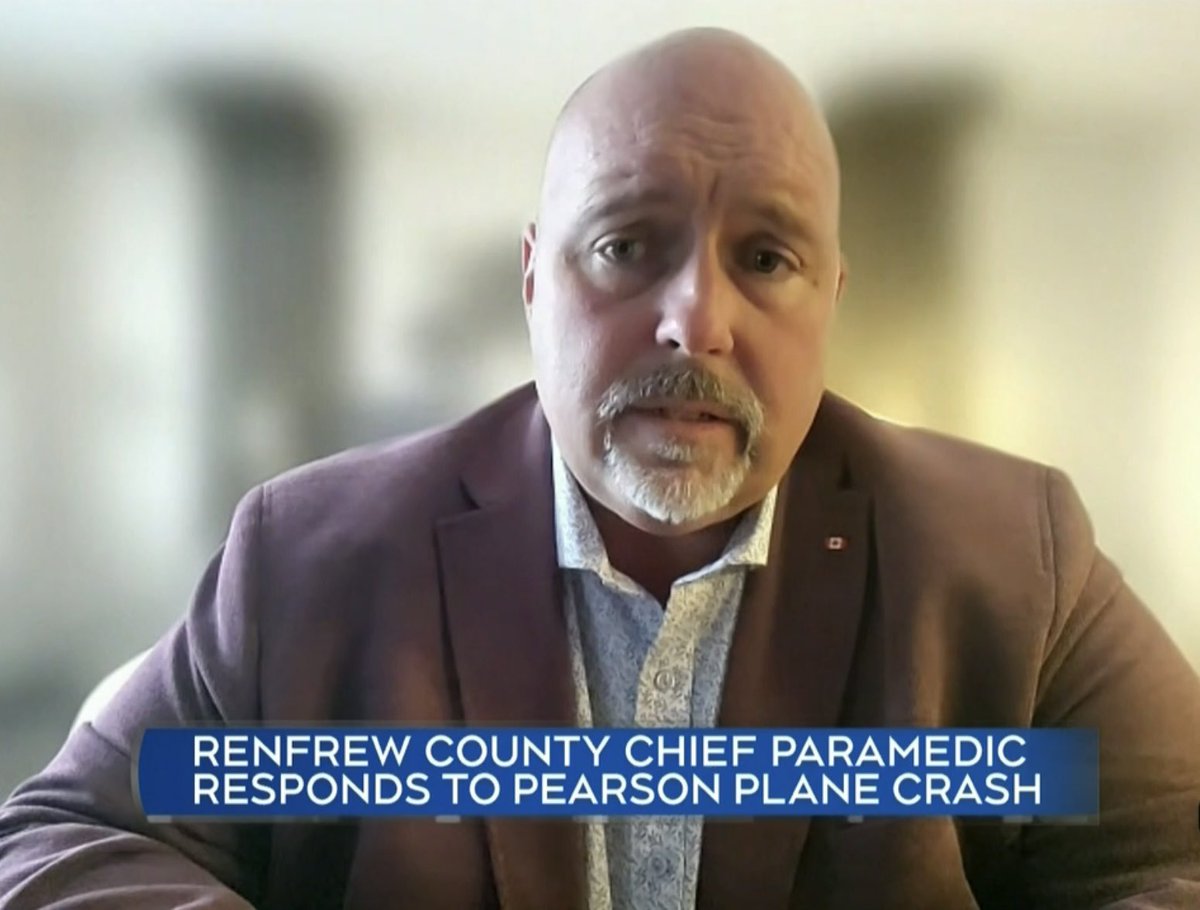 “I was able to contribute in a positive way, without getting in the way.” 
Off Duty Leadership in action by <a href="/RenCtyParamedic/">County of Renfrew Paramedic Service</a> Chief Mike Nolan during Pearson plane crash and MCI. Great work Chief Nolan. 

ctvnews.ca/ottawa/video/2…