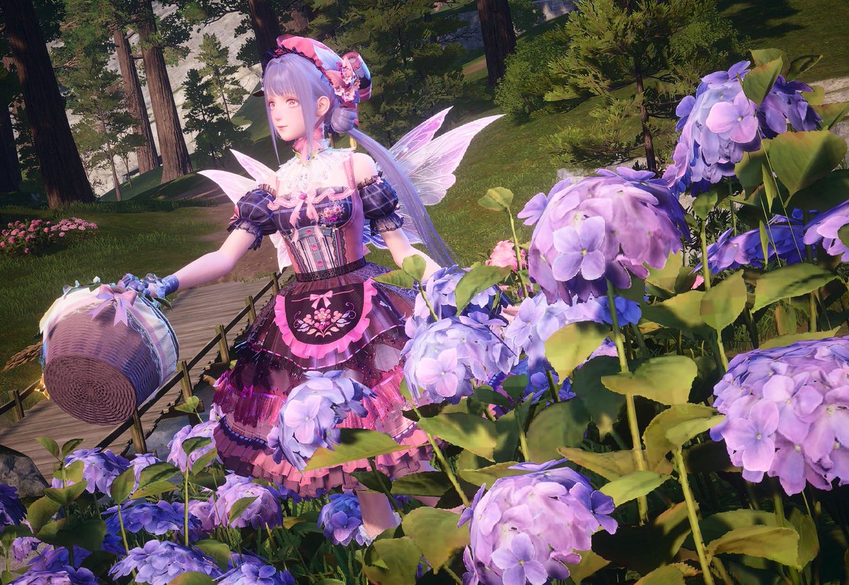 BanellaVanilla's tweet photo. Taking Photos in #InfinityNikki is such a vibe and the new 4star outfits are just so pretty!!!  I created snapshots of these images maybe you will find them during a stroll in Miraland? https://t.co/gKXz3kCTrt