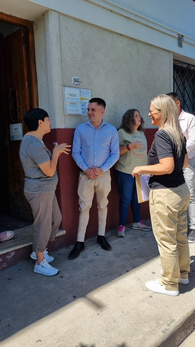 📢 ¡Gran jornada en Villa de los Industriales!

✅ Éxito del operativo de ANSES y Renaper, acercando trámites a cientos de familias. Recorrimos el barrio con <a href="/nachomoroni/">Nacho Moroni</a> , <a href="/marianaayesa/">𝐌𝐚𝐫𝐢𝐚𝐧𝐚 𝐀𝐲𝐞𝐬𝐚 🇦🇷</a> y parte del equipo
<a href="/SPareja_/">Sebastián Pareja</a> 
<a href="/alecarrancio/">Alejandro Carrancio</a> 
<a href="/unobuenosaires/">UNO Buenos Aires</a> 
<a href="/UNOLANUS/">UNO Lanús - Una Nueva Oportunidad</a>