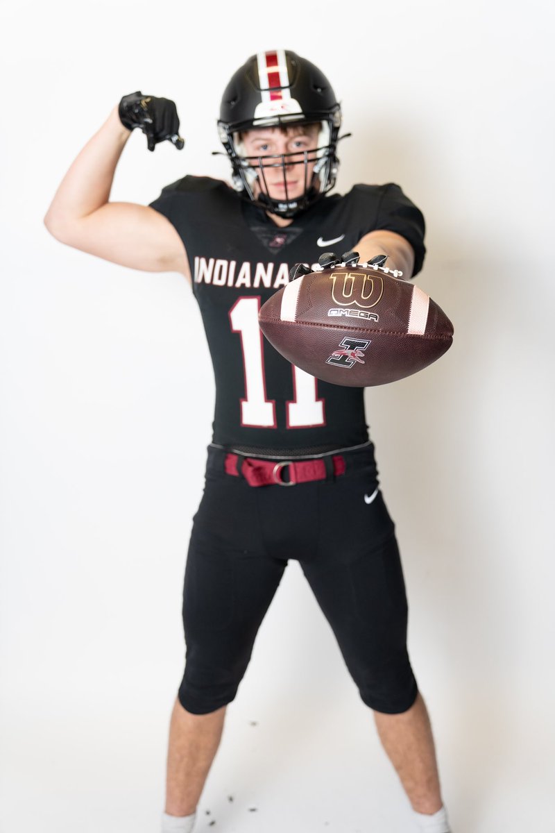 TreyWard2006's tweet image. I would like to announce my commitment to continue my academic and athletic career at UIndy! Beyond blessed for this opportunity! GO GREYHOUNDS!
@KeeversChris @UIndyTD @Castle_Football