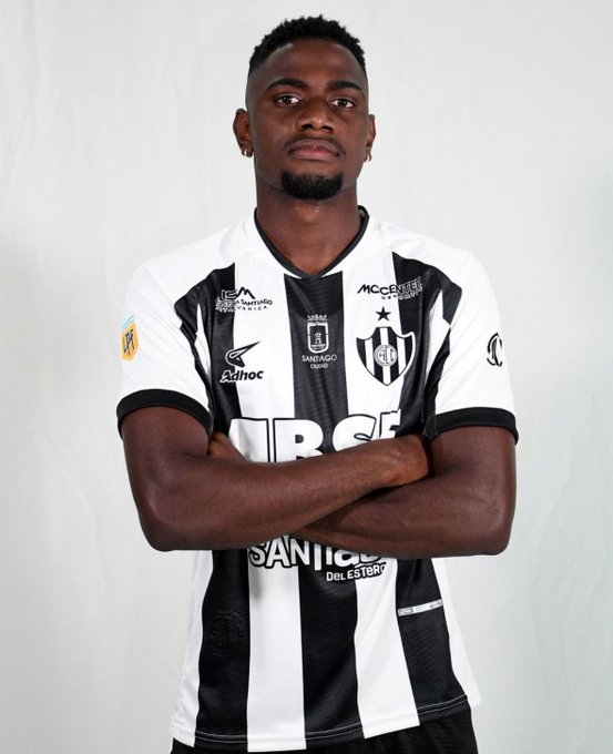 LUIS MIGUEL ANGULO 🇨🇴⚽️

- 23/24: Sin ruedo en Talleres y Platense.
- 2024: 20 partidos en Central Córdoba, 3 goles, 5 asistencias, copa Argentina 
- Actualidad: 6 partidos en ccba, 1 gol, 3 asistencias, 2do en la zona A.

Deberá volver a talleres en junio 2025

Apenas 20 años🔥