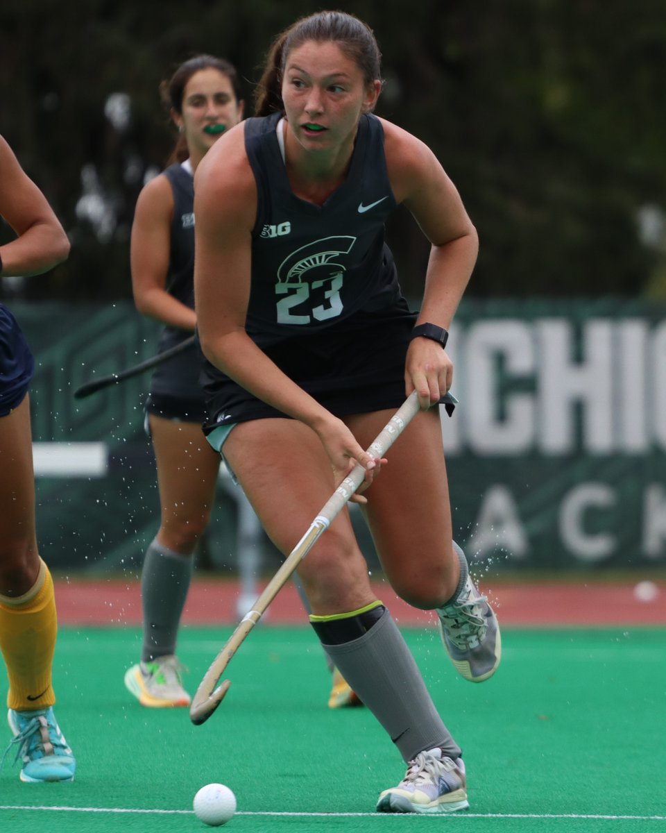Michigan State has been honored by the NFHCA with a  National Academic Team Award, as the Spartans boast the second-highest team GPA in the nation in the fall '24 semester!
bit.ly/4i31NzO