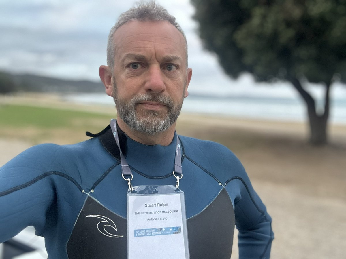 sturalph's tweet image. Getting ready for the immunology session at the Lorne Infection and Immunity meeting. Sometimes the air conditioning in the auditorium is quite strong so it pays to dress warmly @The_VIIN #lorneiandi #safetyfirst