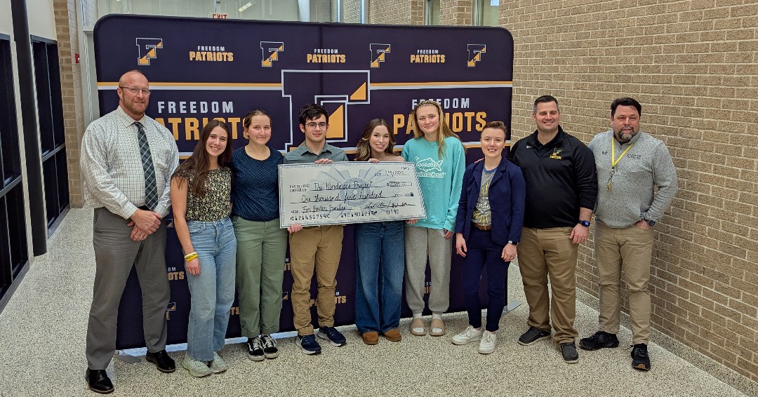 BethlehemAreaSD's tweet image. Freedom NHS students raised $1,500 for The Kindness Project supporting foster children &amp;amp; families! ❤️👏 

Read more about their incredible effort: 🔗 wfmz.com/news/area/lehi… 

#FreedomHigh #BASDproud #TheKindnessProject