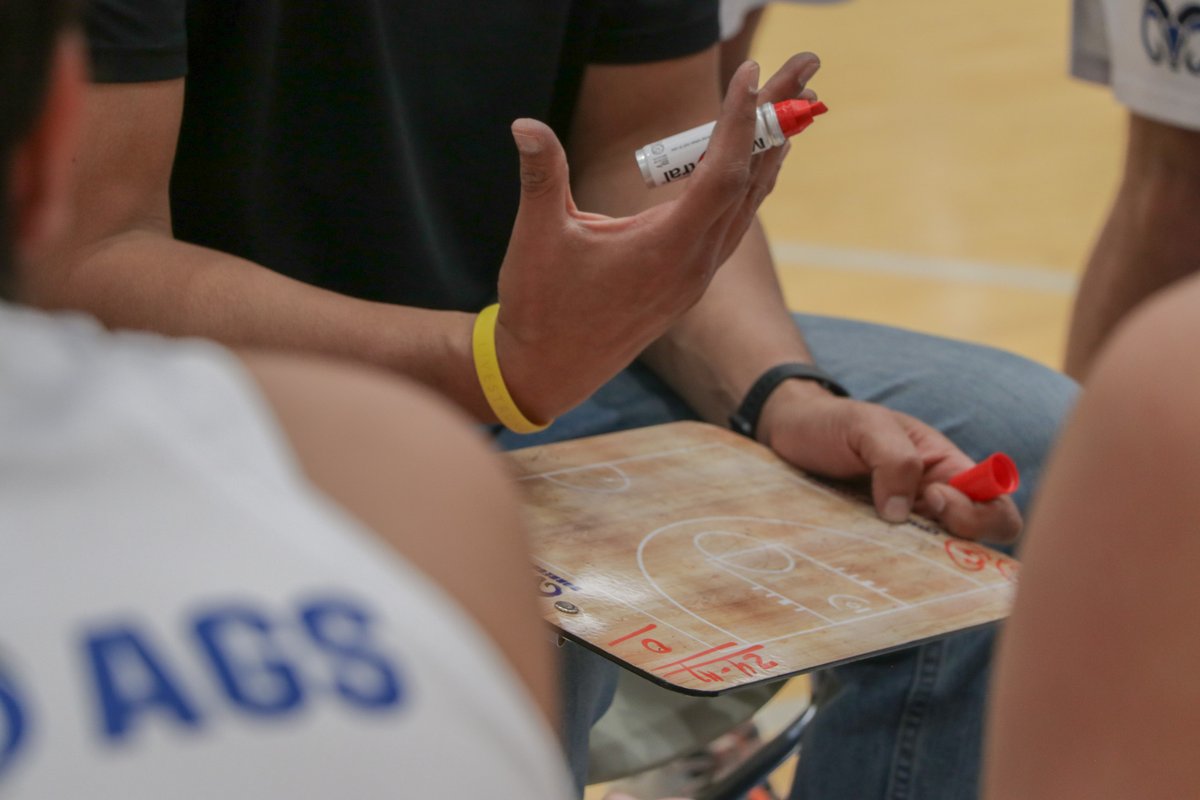 TecCampusAGS's tweet image. Vivimos los partidos con intensidad 🏀💪
Tec AGS vs UVM QRO💥

#CONADEIP #Borregos #teccampusags