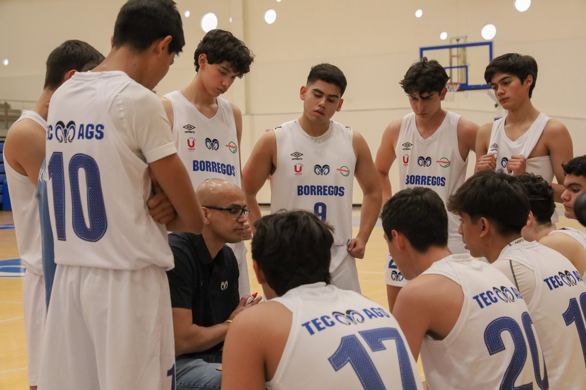 TecCampusAGS's tweet image. Vivimos los partidos con intensidad 🏀💪
Tec AGS vs UVM QRO💥

#CONADEIP #Borregos #teccampusags