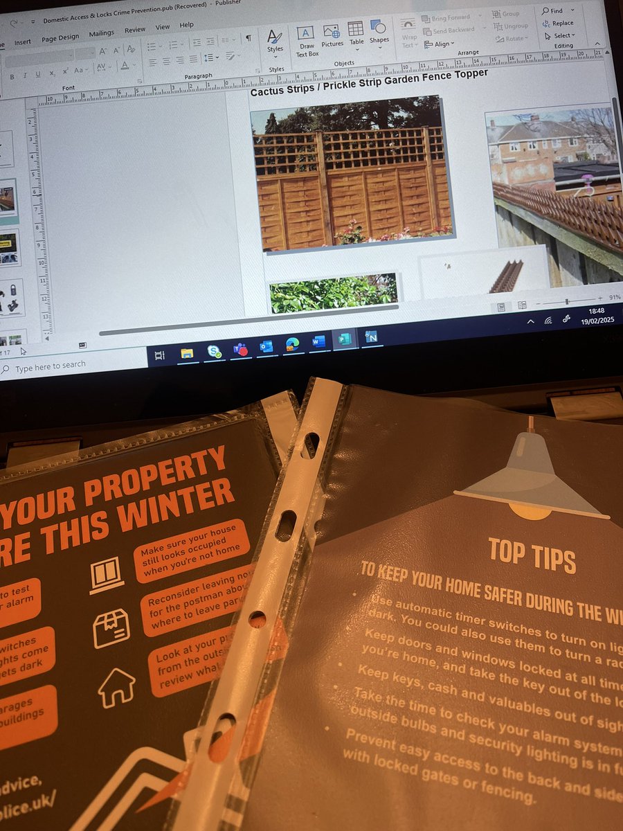 ben999responder's tweet image. #lockitup #crimeprevention #LockUpLightUp on duty at @leicspolice Prevention Directorate supporting crime victims. Is your home 🏠 and vehicle secure and safe? Are your perimeters safe? Can they be easily accessed and claimed?