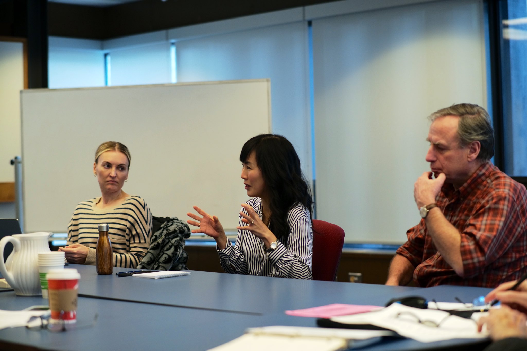 4 pic. Defended my PhD dissertation at @UBC: Forest Bathing in Metro Vancouver: A Randomized Crossover Study Examining Health Outcomes and Environmental and Vegetation Influences. Grateful to my committee @DrJohnInnes @Melissa_Lem @suze @nesbittios + thoughtful external examiner. 🌲💚 https://t.co/wEjX2ISePS