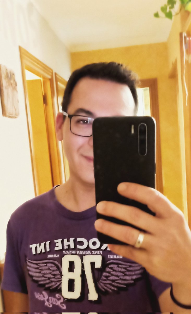 RitxiM's tweet photo. Pelito corto, recién afeitado y... Welcome back, baby face! https://t.co/zbixP7NKzw
